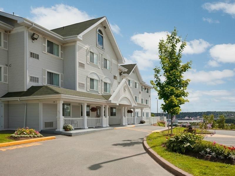 Country Inn & Suites Dartmouth エクステリア 写真