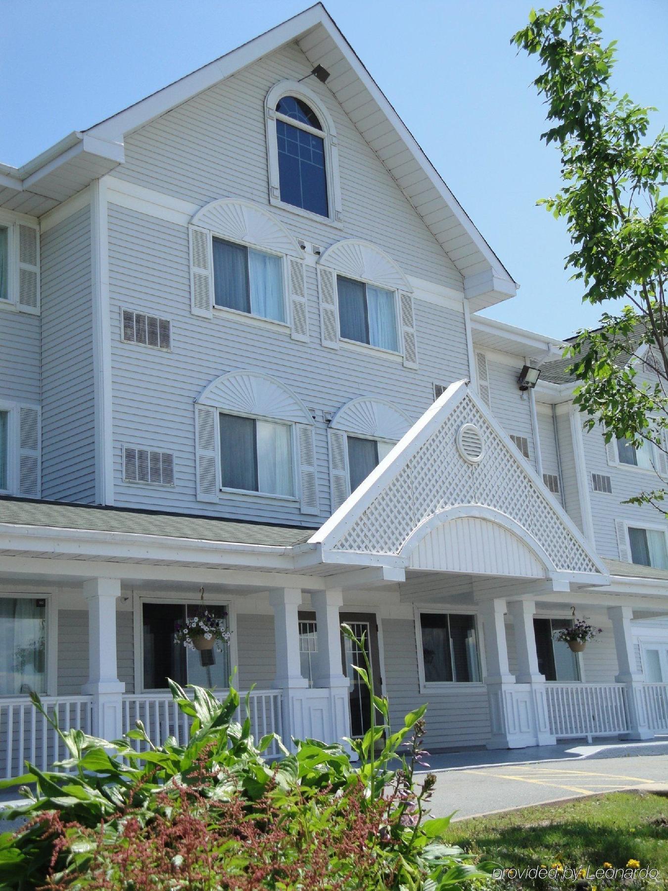 Country Inn & Suites Dartmouth エクステリア 写真