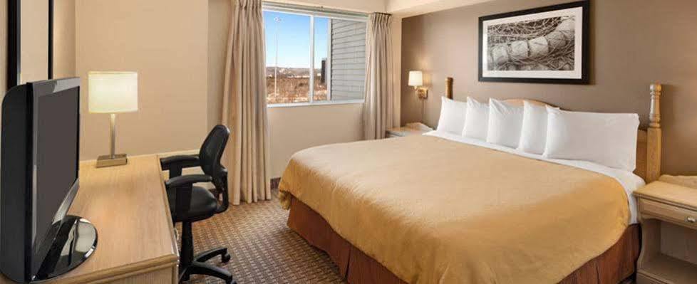 Country Inn & Suites Dartmouth エクステリア 写真